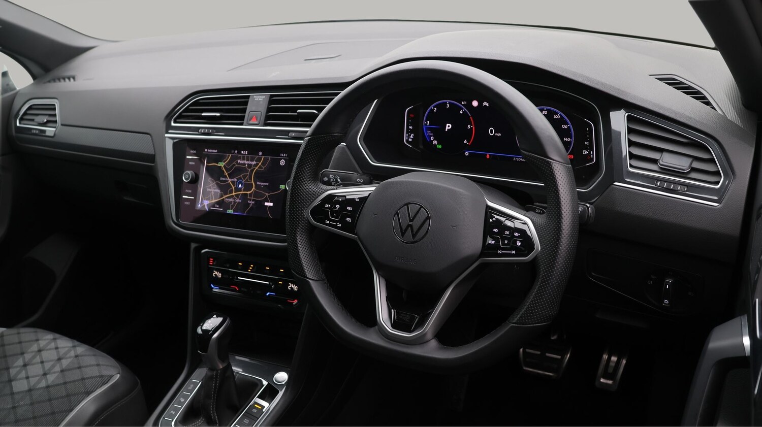 Used Volkswagen Tiguan 2023 for sale - 77747547: Photo 9