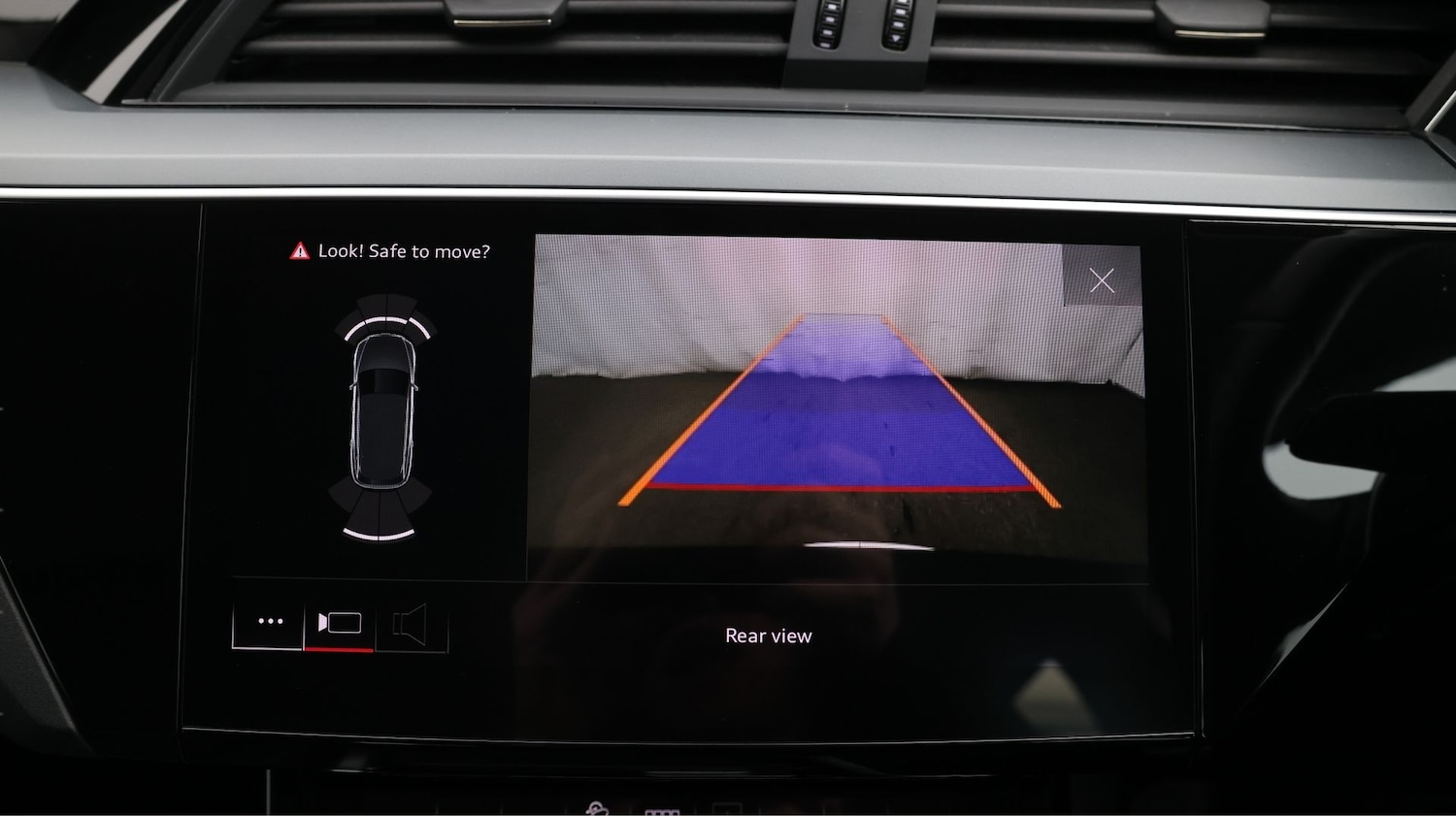 Used Audi e-tron 2021 for sale - 77774626: Photo 28