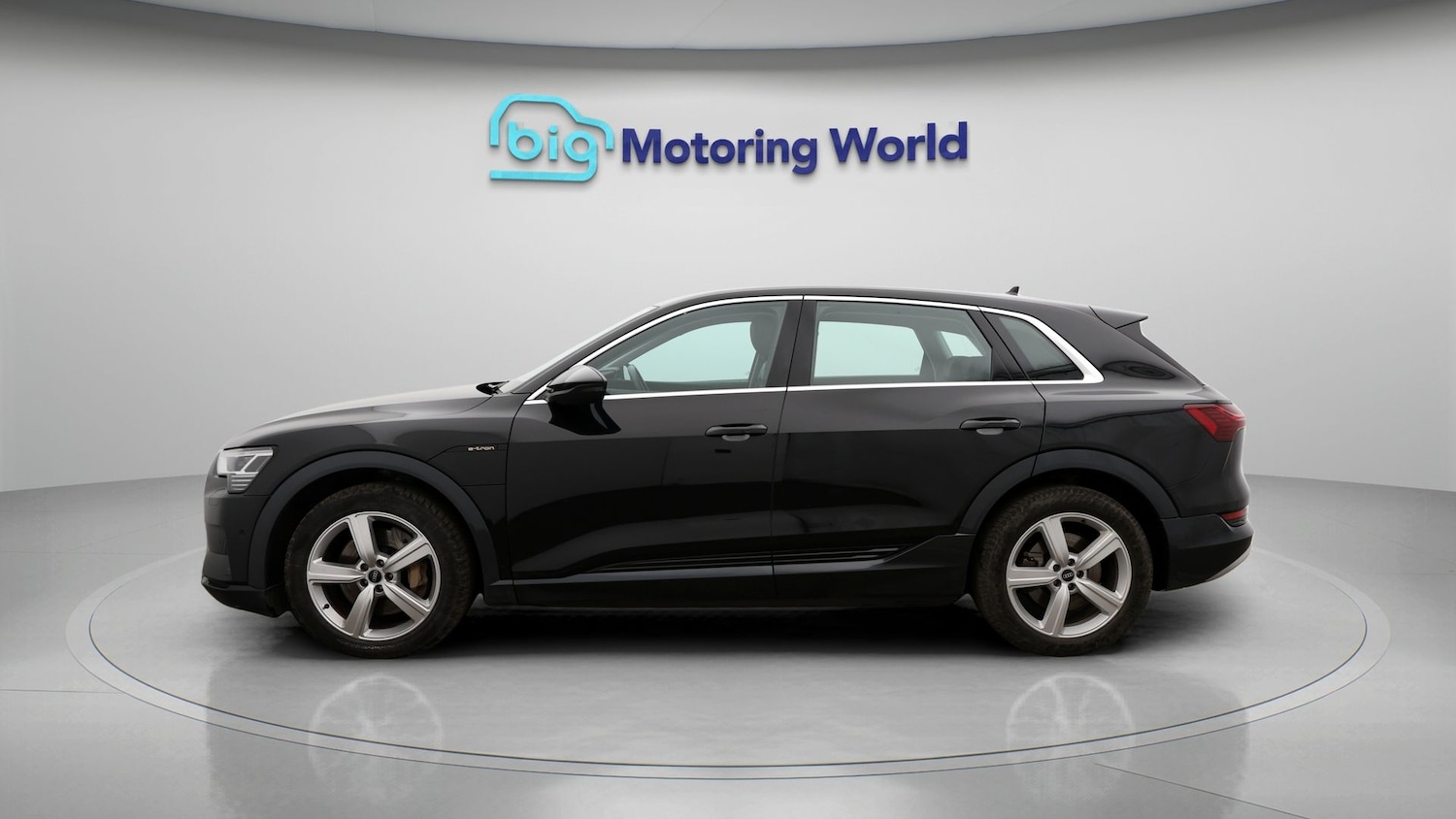 Used Audi e-tron 2021 for sale - 77774626: Photo 4