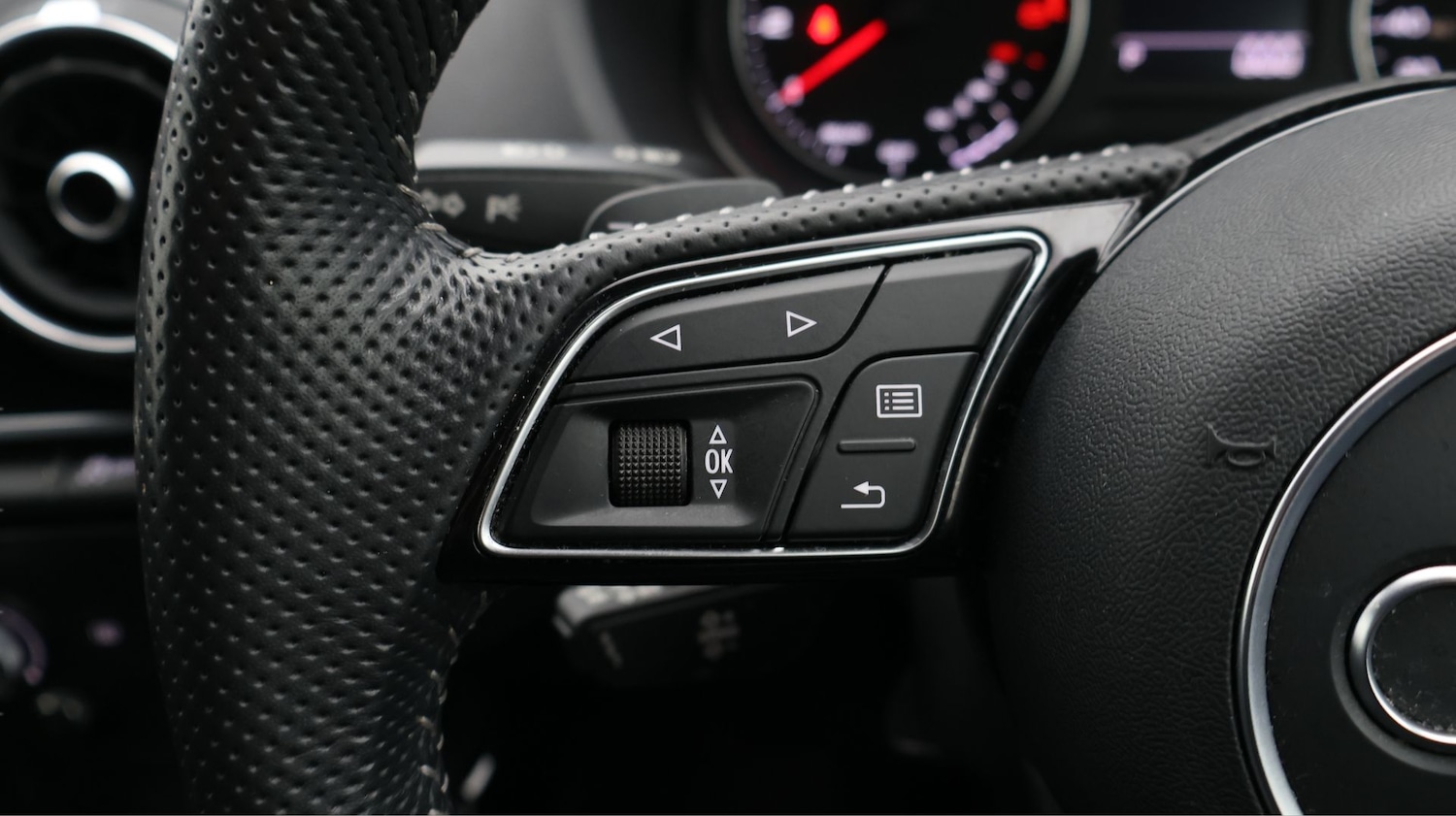 Used Audi Q2 2020 for sale - 77201673: Photo 27