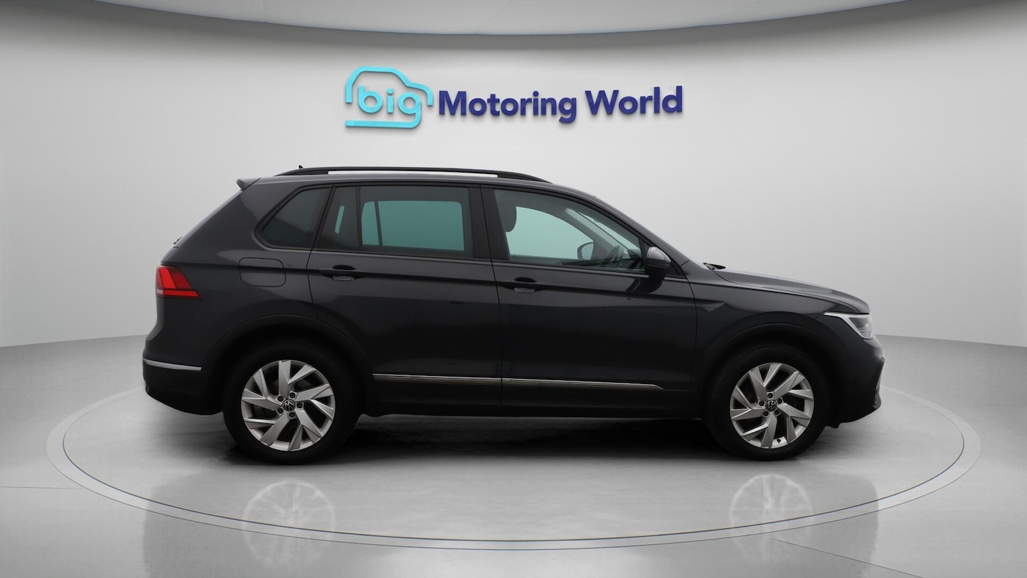 Used Volkswagen Tiguan 2022 for sale - 76422973: Photo 9