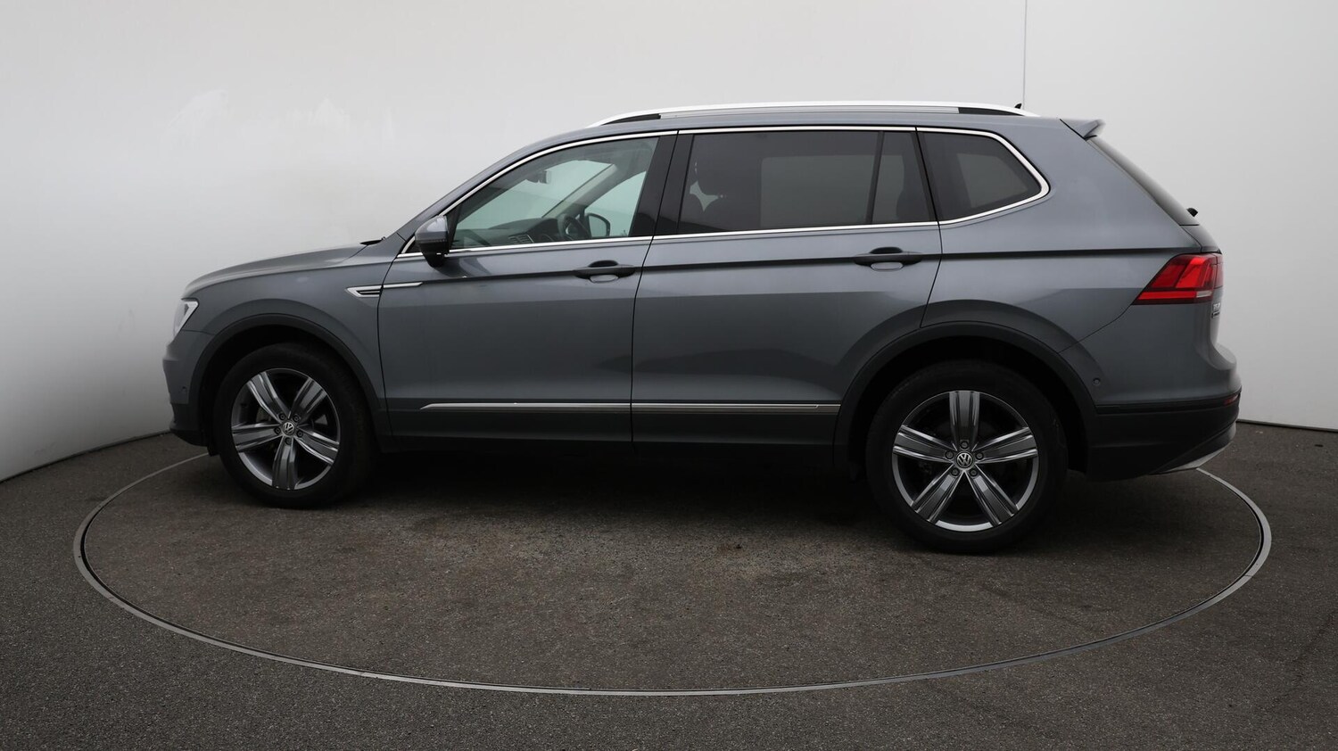 Used Volkswagen Tiguan Allspace 2020 for sale - 76072509: Photo 61