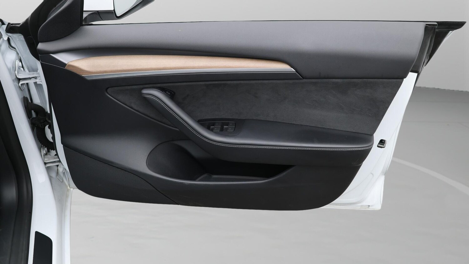 Used Tesla Model 3 2021 for sale - 76572761: Photo 16