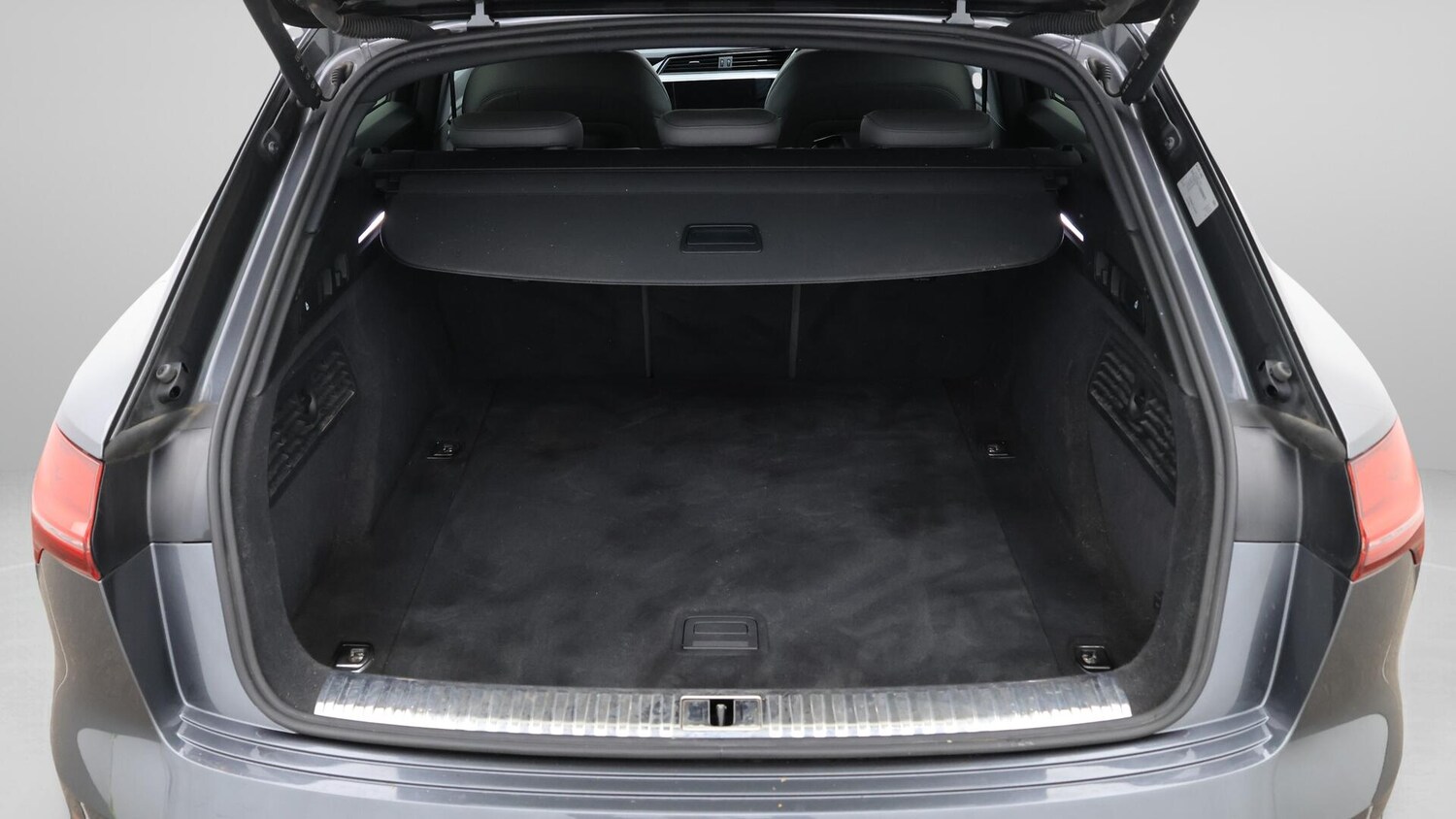 Used Audi e-tron 2021 for sale - 76283372: Photo 18