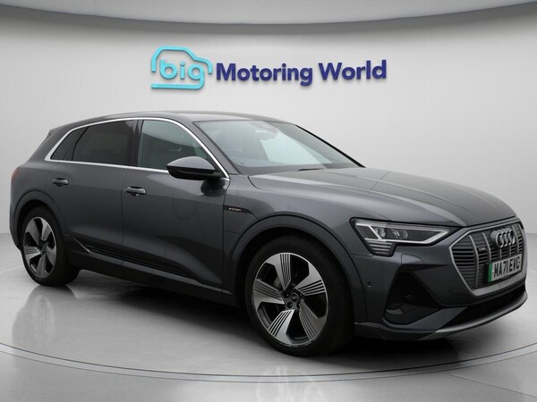 Used Audi e-tron 2021 for sale - 76283372: Photo 1