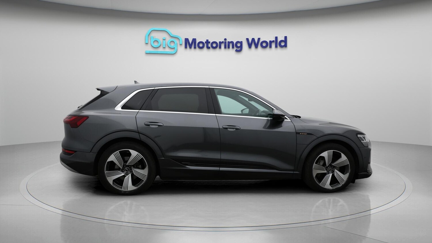 Used Audi e-tron 2021 for sale - 76283372: Photo 9