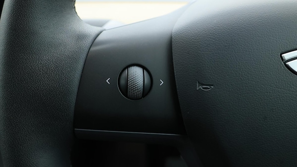 Used Tesla Model Y 2023 for sale - 76251257: Photo 24
