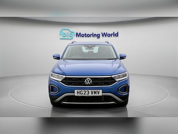Used Volkswagen T-Roc 2023 for sale - 79340567: Photo