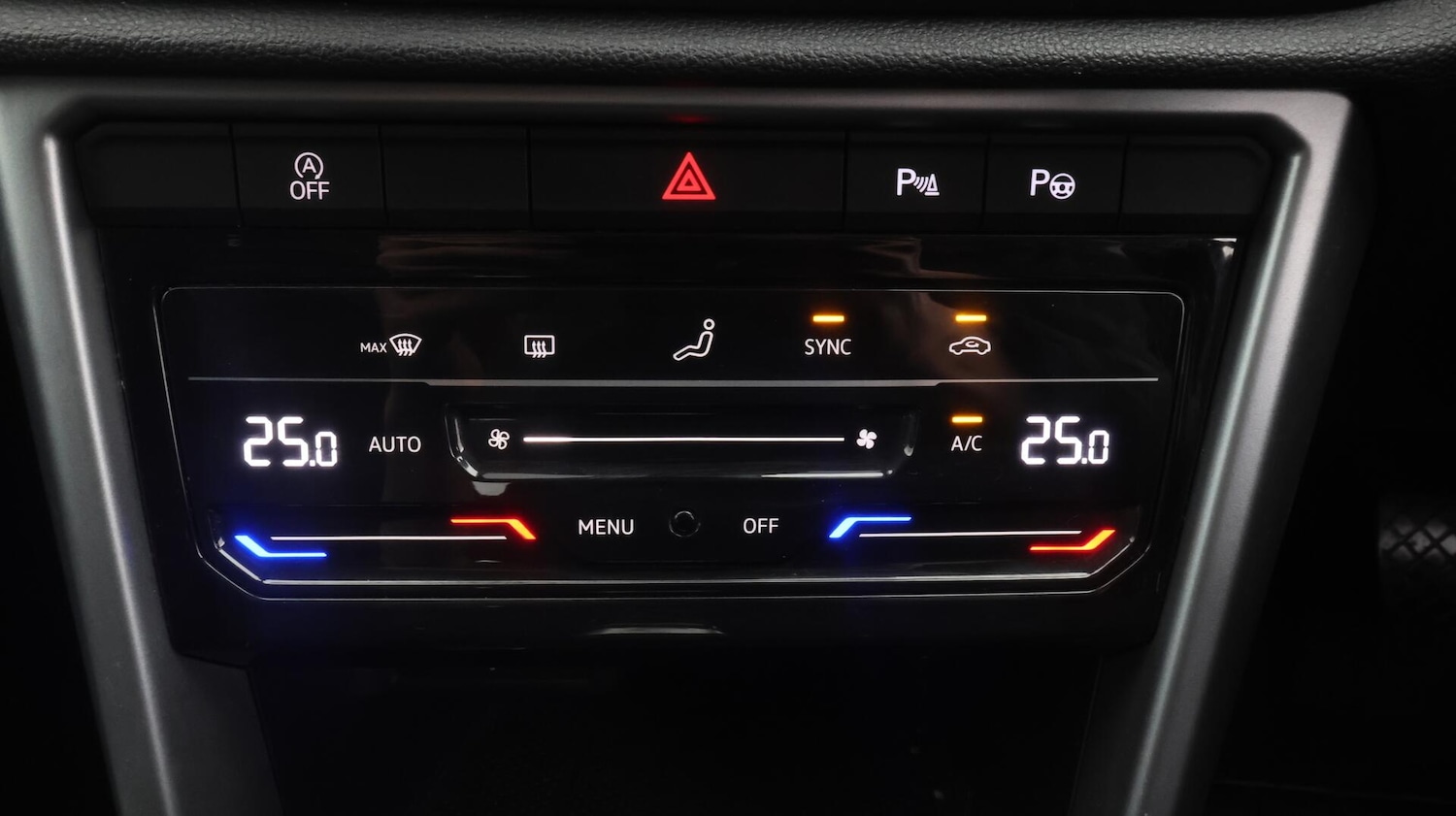 Used Volkswagen T-Roc 2022 for sale - 76688810: Photo 13