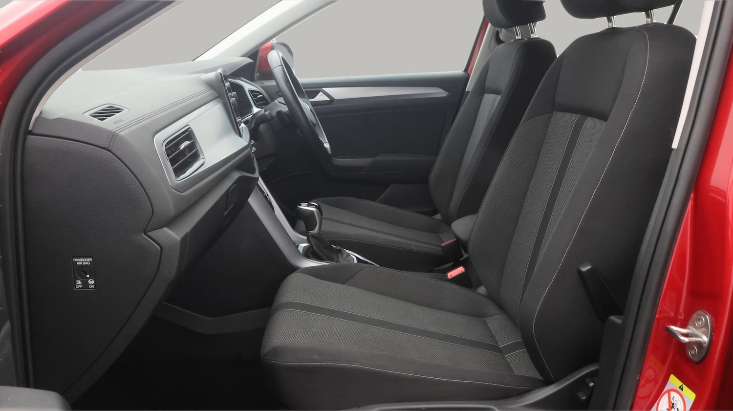 Used Volkswagen T-Roc 2022 for sale - 76688810: Photo 15