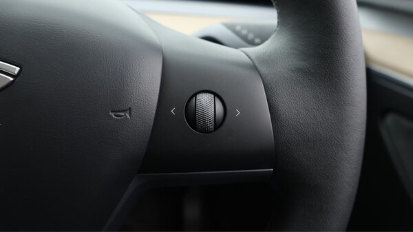 Used Tesla Model Y 2022 for sale - 76084320: Photo 23