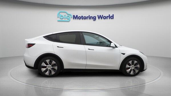 Used Tesla Model Y 2022 for sale - 76084320: Photo 9