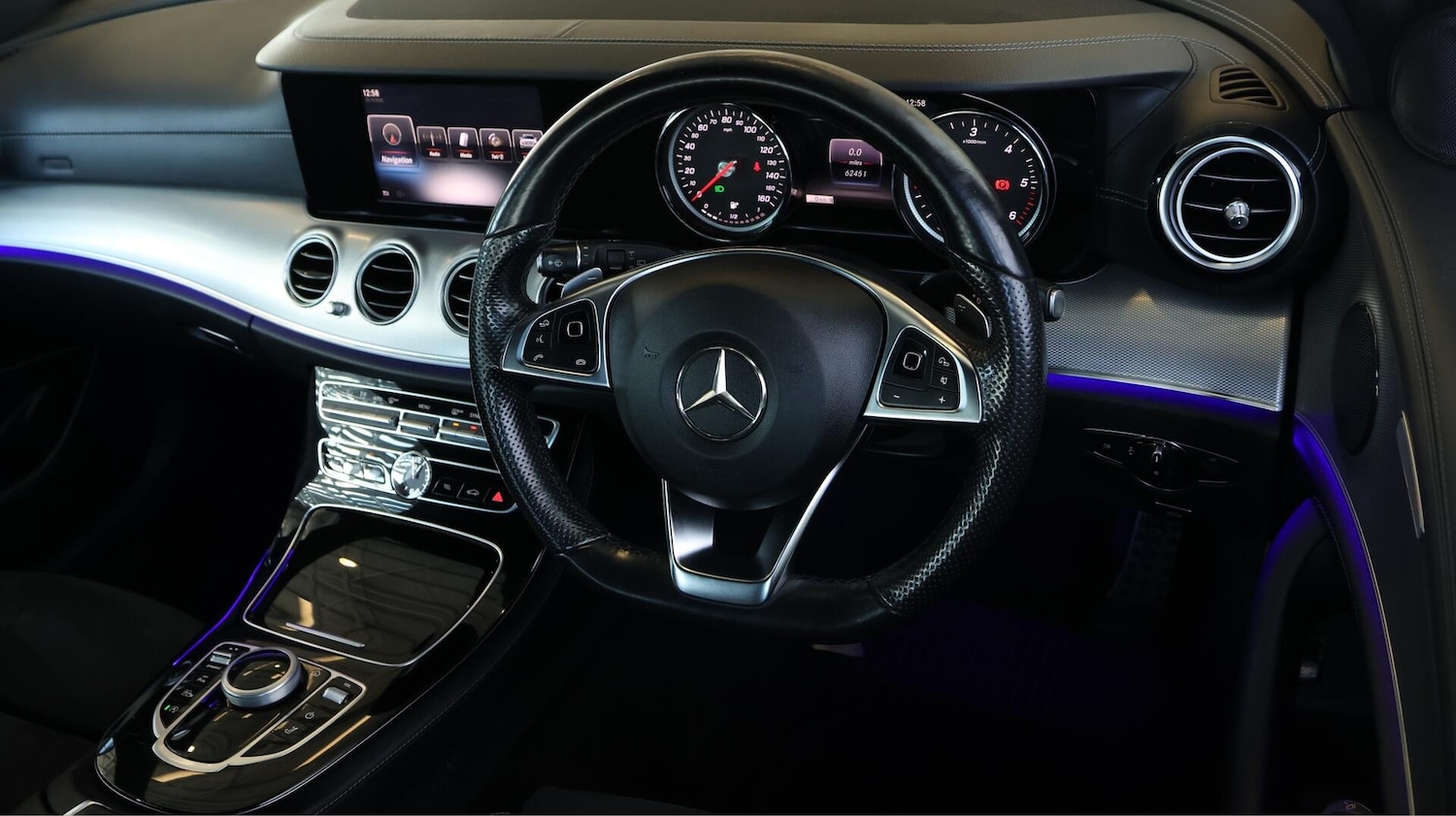 Used Mercedes-Benz E Class 2017 for sale - 76381260: Photo 9