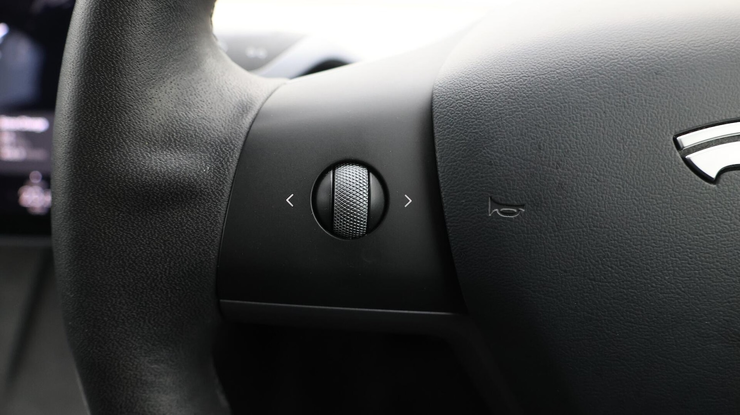 Used Tesla Model 3 2021 for sale - 76424154: Photo 25