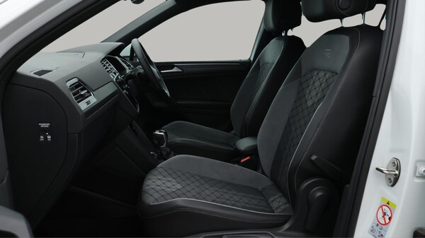 Used Volkswagen Tiguan 2021 for sale - 76326647: Photo 15