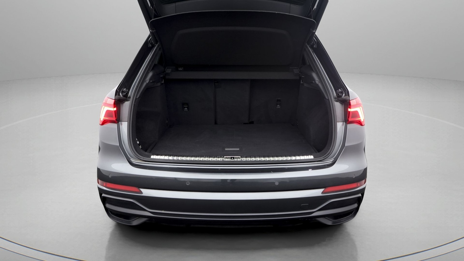 Used Audi Q3 2021 for sale - 77271124: Photo 17