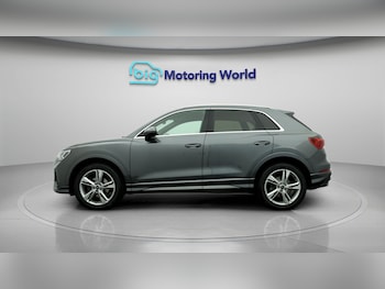Used Audi Q3 2021 for sale - 77271124: Photo