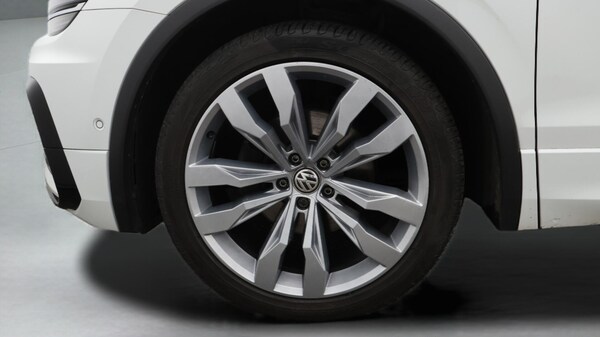 Used Volkswagen Tiguan 2020 for sale - 76189210: Photo 19