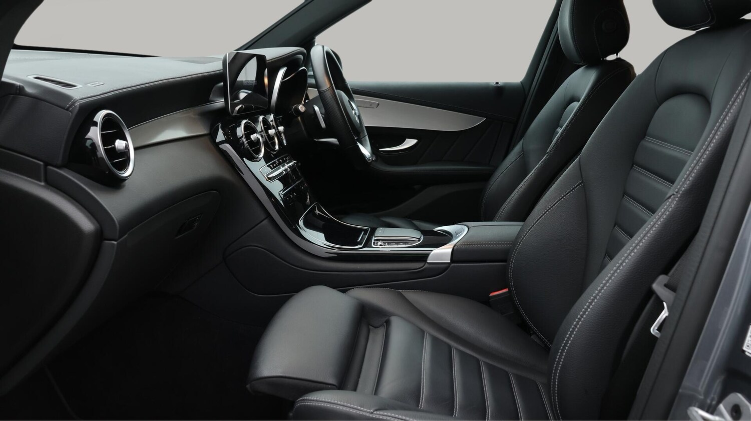 Used Mercedes-Benz GLC 2022 for sale - 76085506: Photo 15