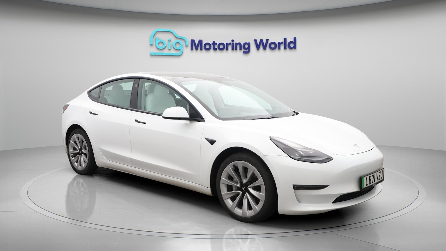 Used Tesla Model 3 2021 for sale - 76607534: Photo 2