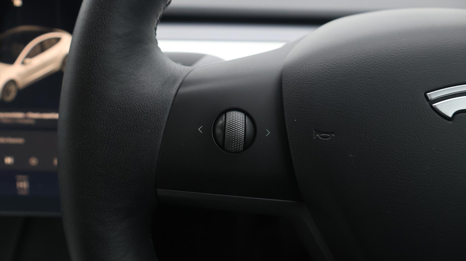 Used Tesla Model 3 2021 for sale - 76607534: Photo 24