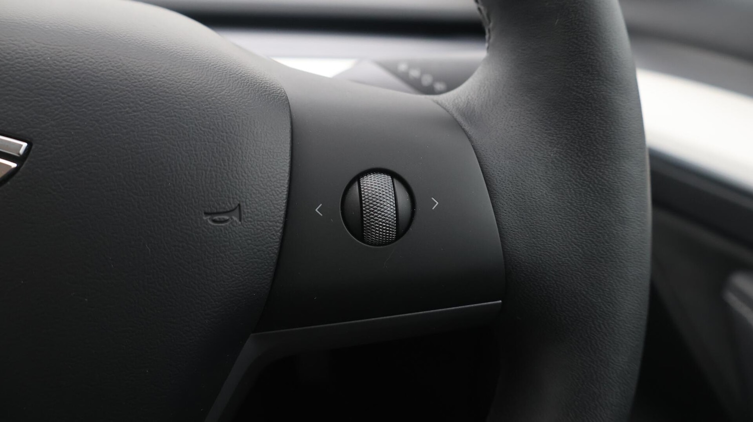 Used Tesla Model 3 2021 for sale - 76607534: Photo 25