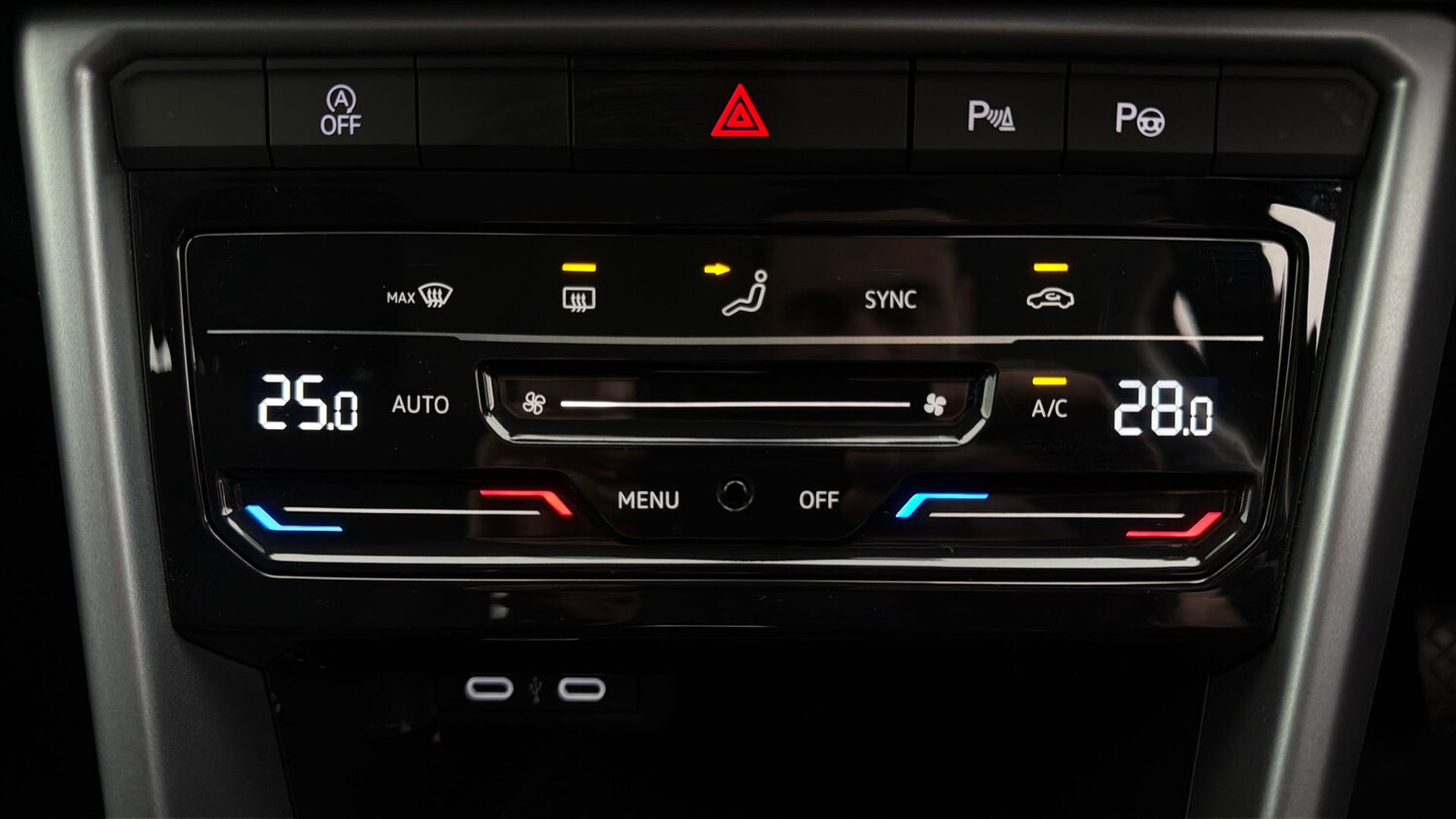 Used Volkswagen T-Roc 2023 for sale - 78159775: Photo 11