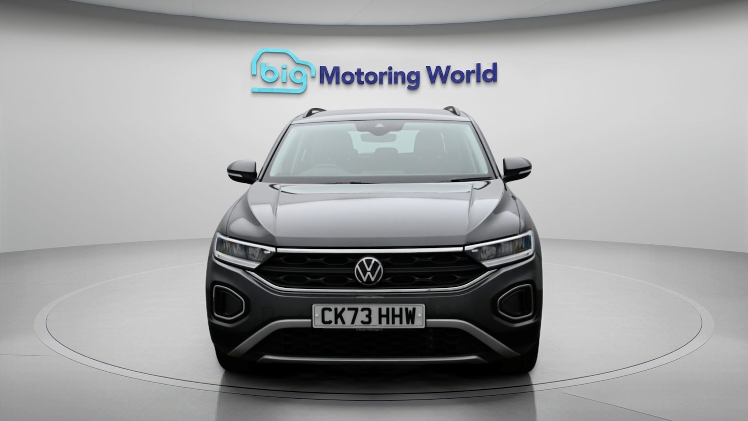 Used Volkswagen T-Roc 2023 for sale - 78159775: Photo 2