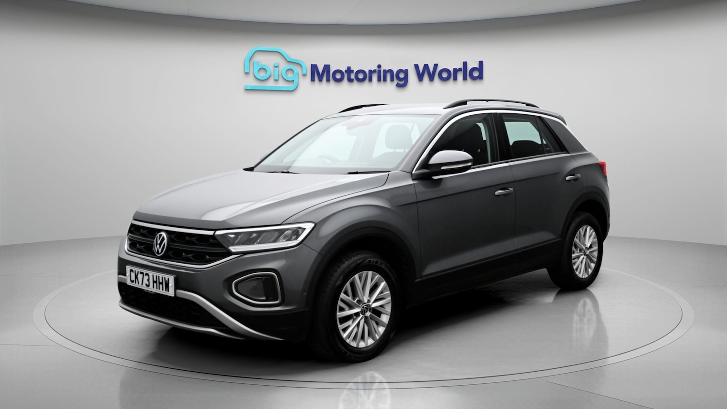 Used Volkswagen T-Roc 2023 for sale - 78159775: Photo 3
