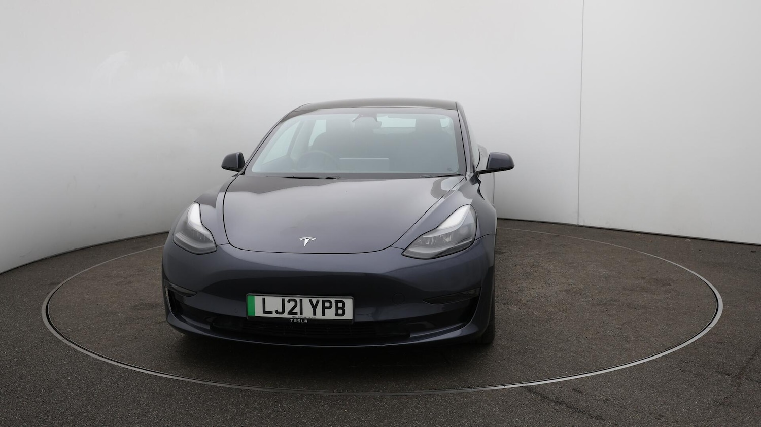 Used Tesla Model 3 2021 for sale - 76137790: Photo 18