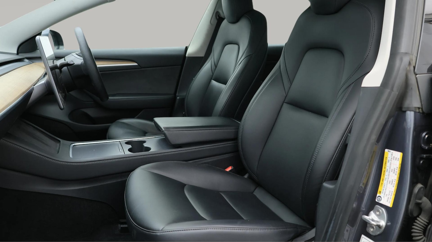 Used Tesla Model 3 2021 for sale - 76137790: Photo 21