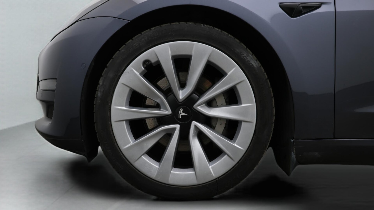 Used Tesla Model 3 2021 for sale - 76137790: Photo 29
