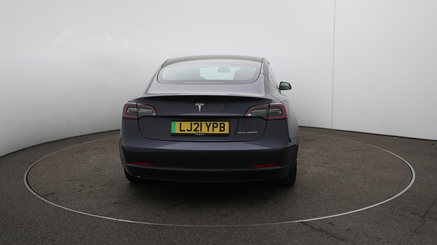 Used Tesla Model 3 2021 for sale - 76137790: Photo 55