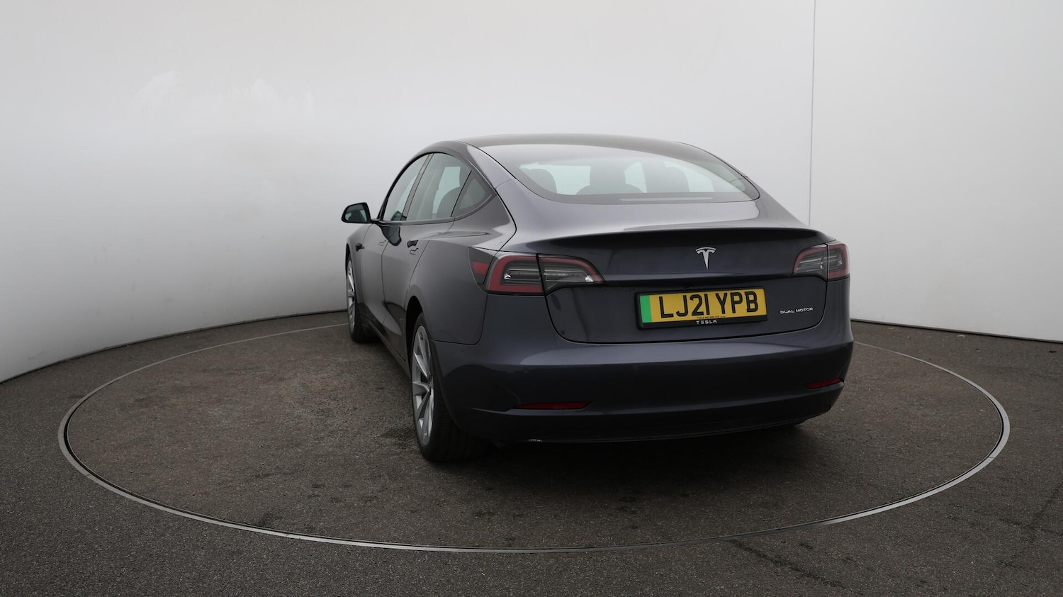 Used Tesla Model 3 2021 for sale - 76137790: Photo 59