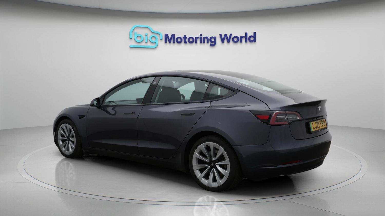 Used Tesla Model 3 2021 for sale - 76137790: Photo 6