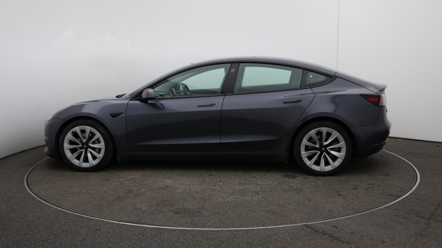 Used Tesla Model 3 2021 for sale - 76137790: Photo 63