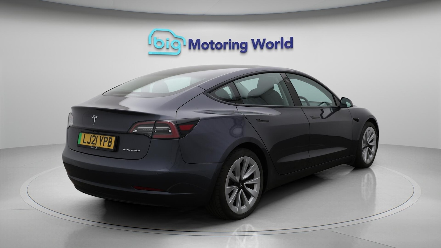 Used Tesla Model 3 2021 for sale - 76137790: Photo 8