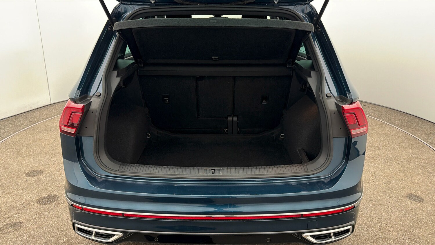 Used Volkswagen Tiguan 2021 for sale - 77742767: Photo 16