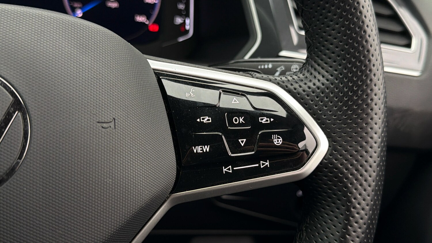 Used Volkswagen Tiguan 2021 for sale - 77742767: Photo 22