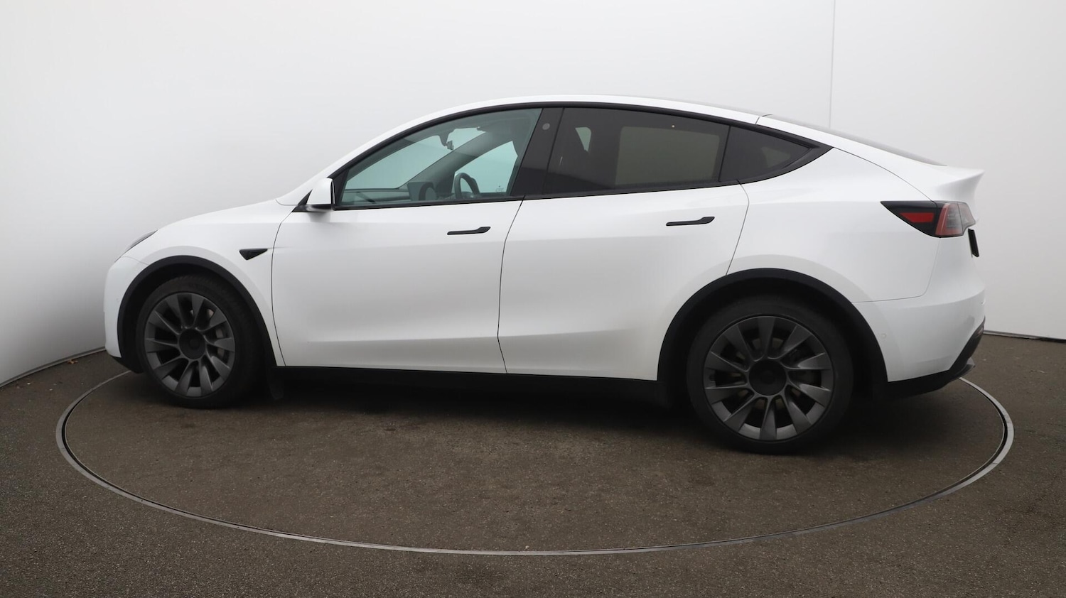 Used Tesla Model Y 2022 for sale - 76167195: Photo 59