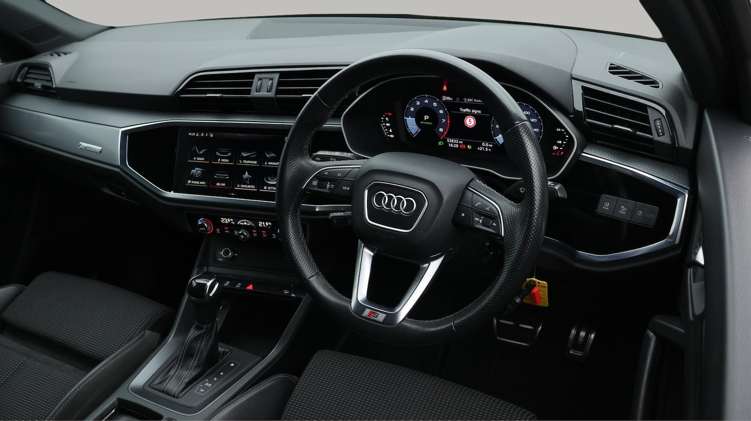 Used Audi Q3 2022 for sale - 76122760: Photo 10