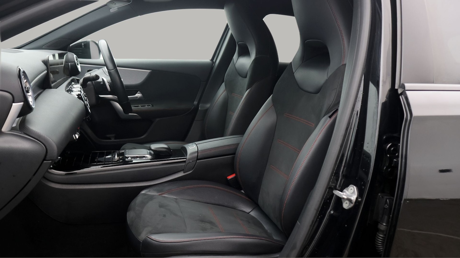 Used Mercedes-Benz A-Class 2022 for sale - 77274420: Photo 14