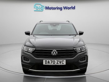 Used Volkswagen T-Roc 2020 for sale - 79513471: Photo