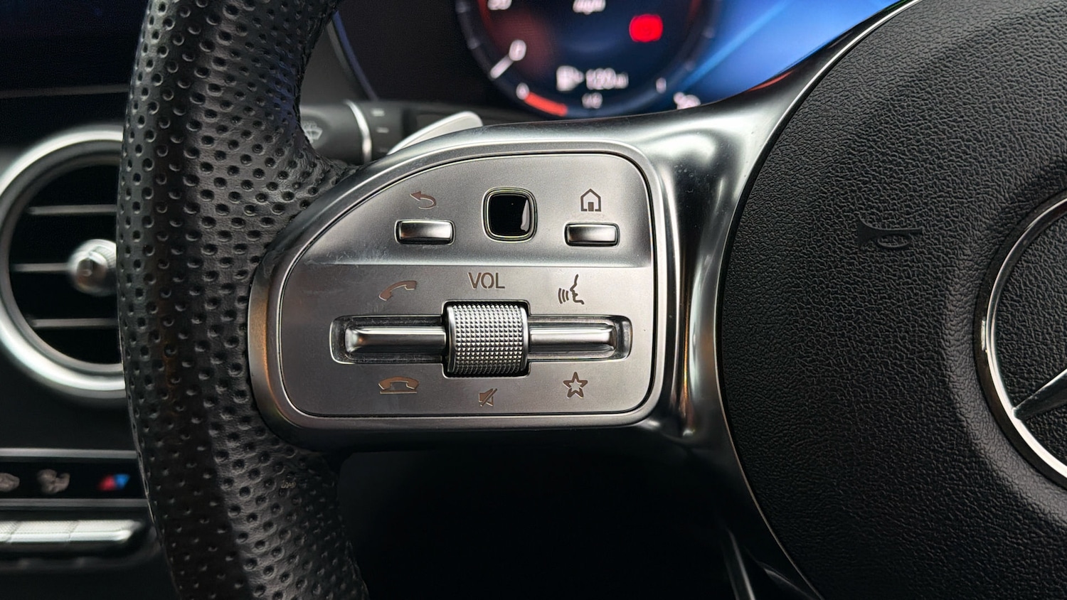 Used Mercedes-Benz GLC 2022 for sale - 78012470: Photo 22