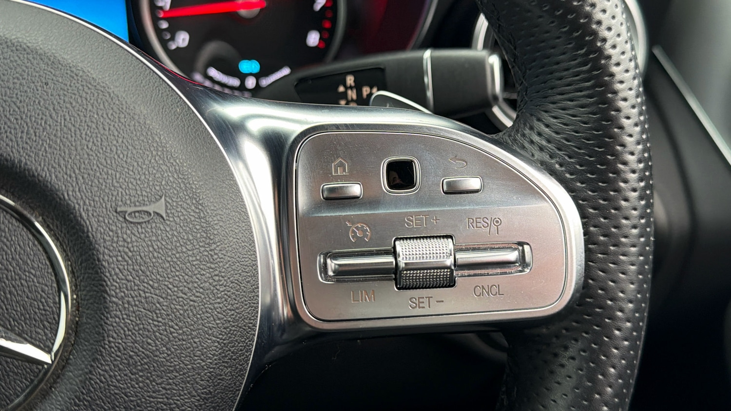 Used Mercedes-Benz GLC 2022 for sale - 78080441: Photo 24