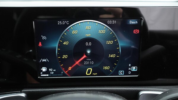 Used Mercedes-Benz GLB 2022 for sale - 75507198: Photo 11