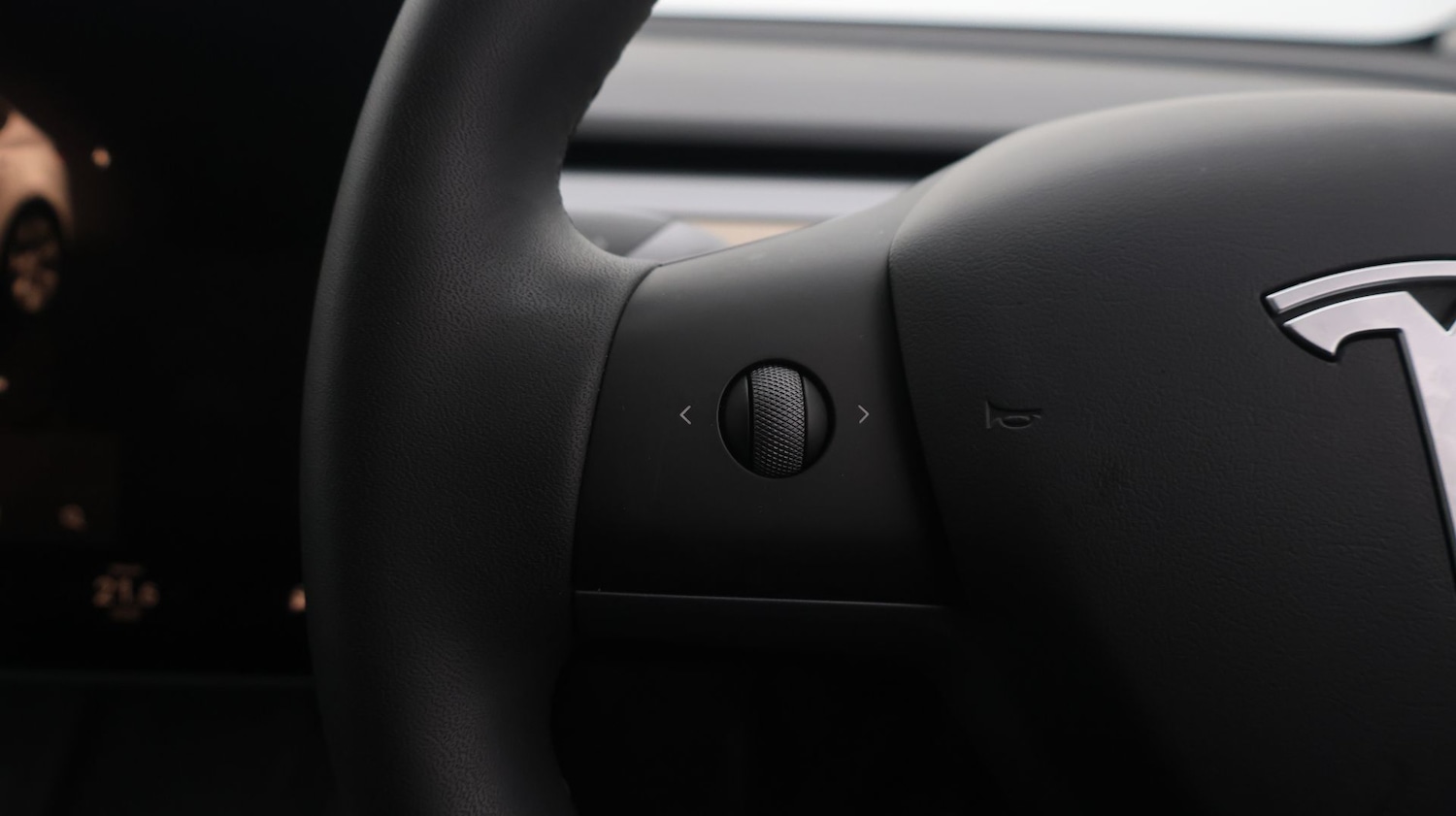 Used Tesla Model Y 2023 for sale - 77182131: Photo 26