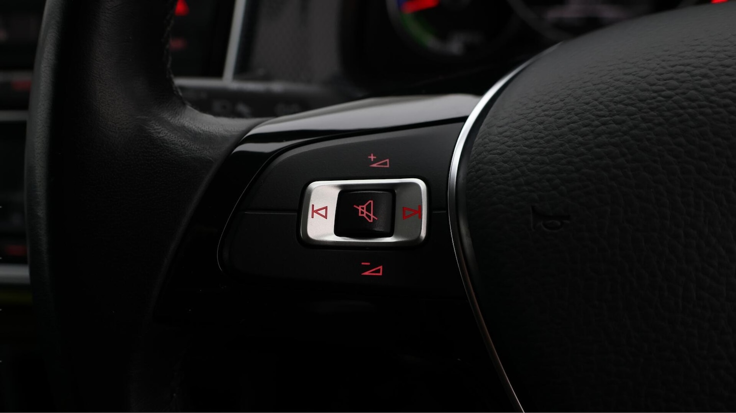 Used Volkswagen up! 2022 for sale - 76657381: Photo 24