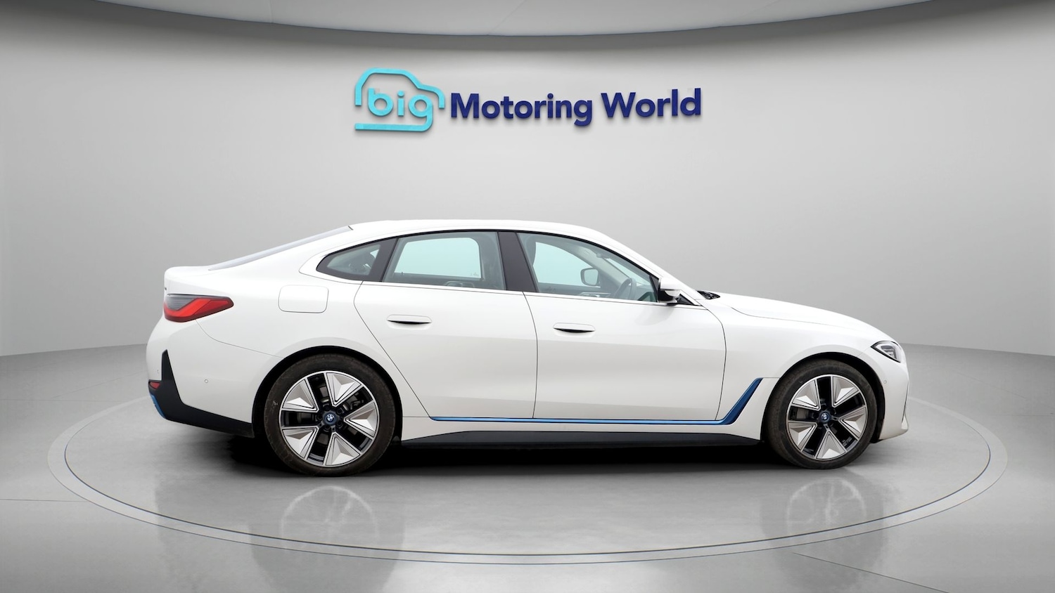 Used BMW i4 2022 for sale - 77781857: Photo 8
