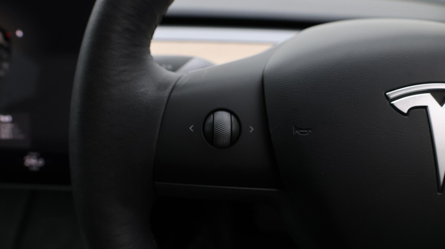 Used Tesla Model 3 2022 for sale - 76659332: Photo 23